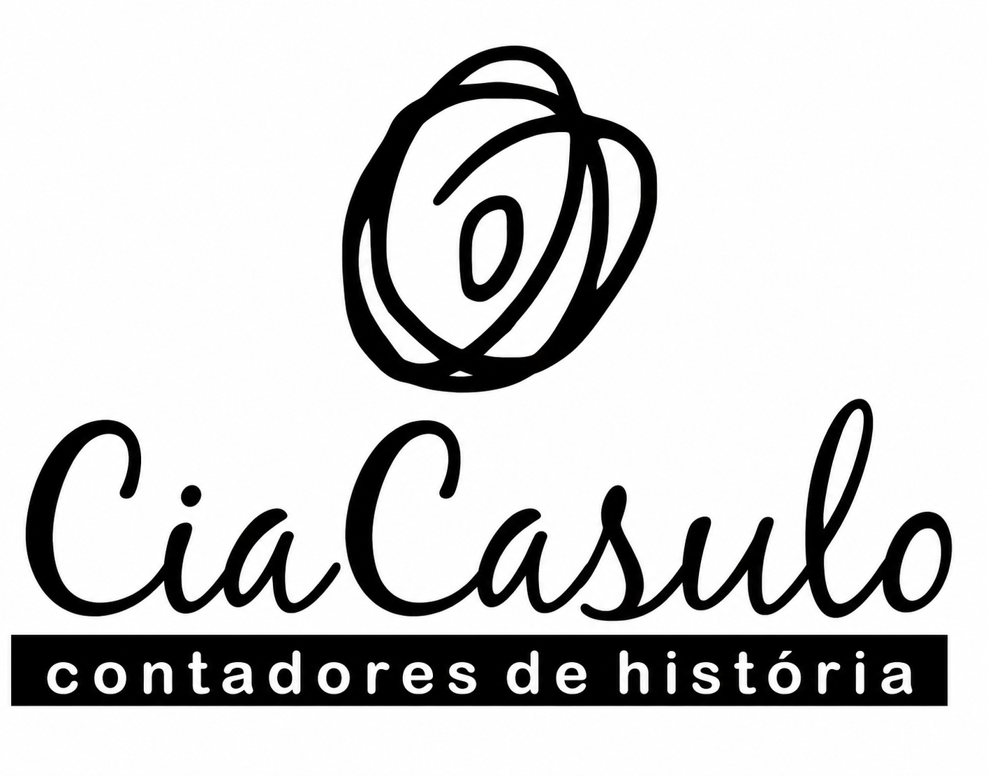 Logo em preto e branco da Cia Casulo. Na parte superior, há um símbolo circular formado por linhas curvas sobrepostas, semelhante a um casulo. Abaixo, aparece o nome “Cia Casulo” em letra cursiva e, na parte inferior, a frase “contadores de história” em letras brancas sobre uma faixa preta.